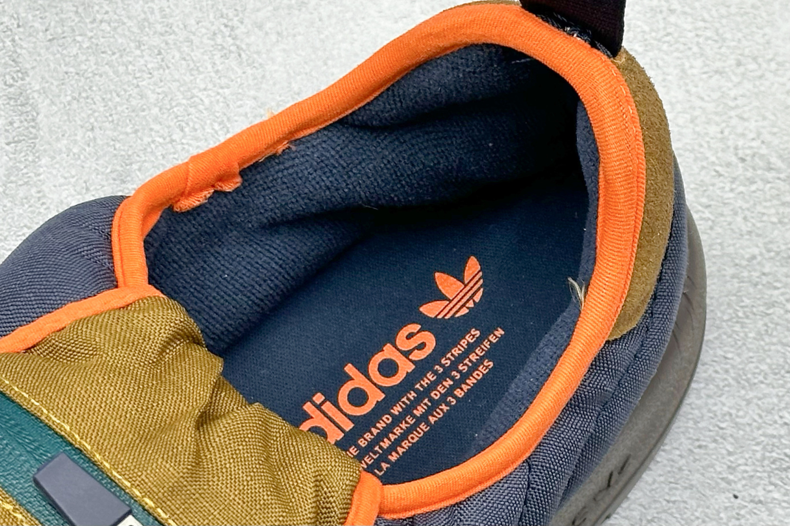 YH版Adidas originals Puffylette 一脚蹬舒适 减震防滑耐磨 低帮 生活休闲棉鞋 IF3956 YH版Adidas originals Puffylette 一脚蹬舒适 减震防滑耐磨 低帮 生活休闲棉鞋 IF3956