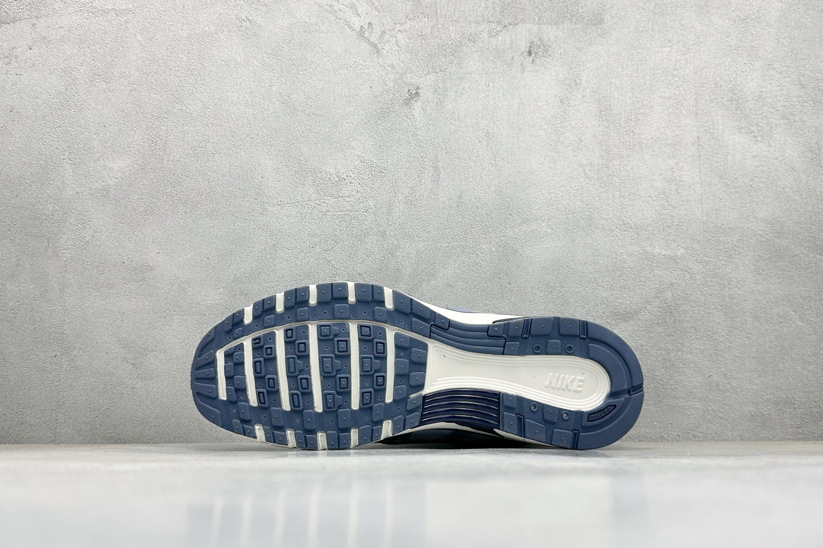 200 Nike P-6000 Prm 复古休闲运动老爹鞋 IH3646-499