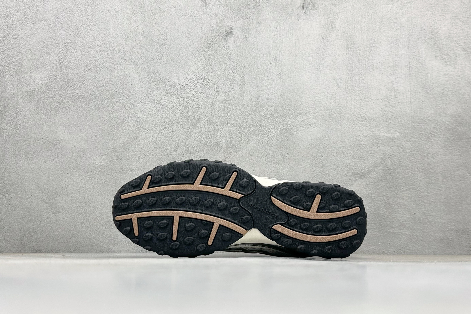 190 New Balance 204L系列 新百伦减震耐磨轻便 低帮生活休闲鞋 U204LSWA