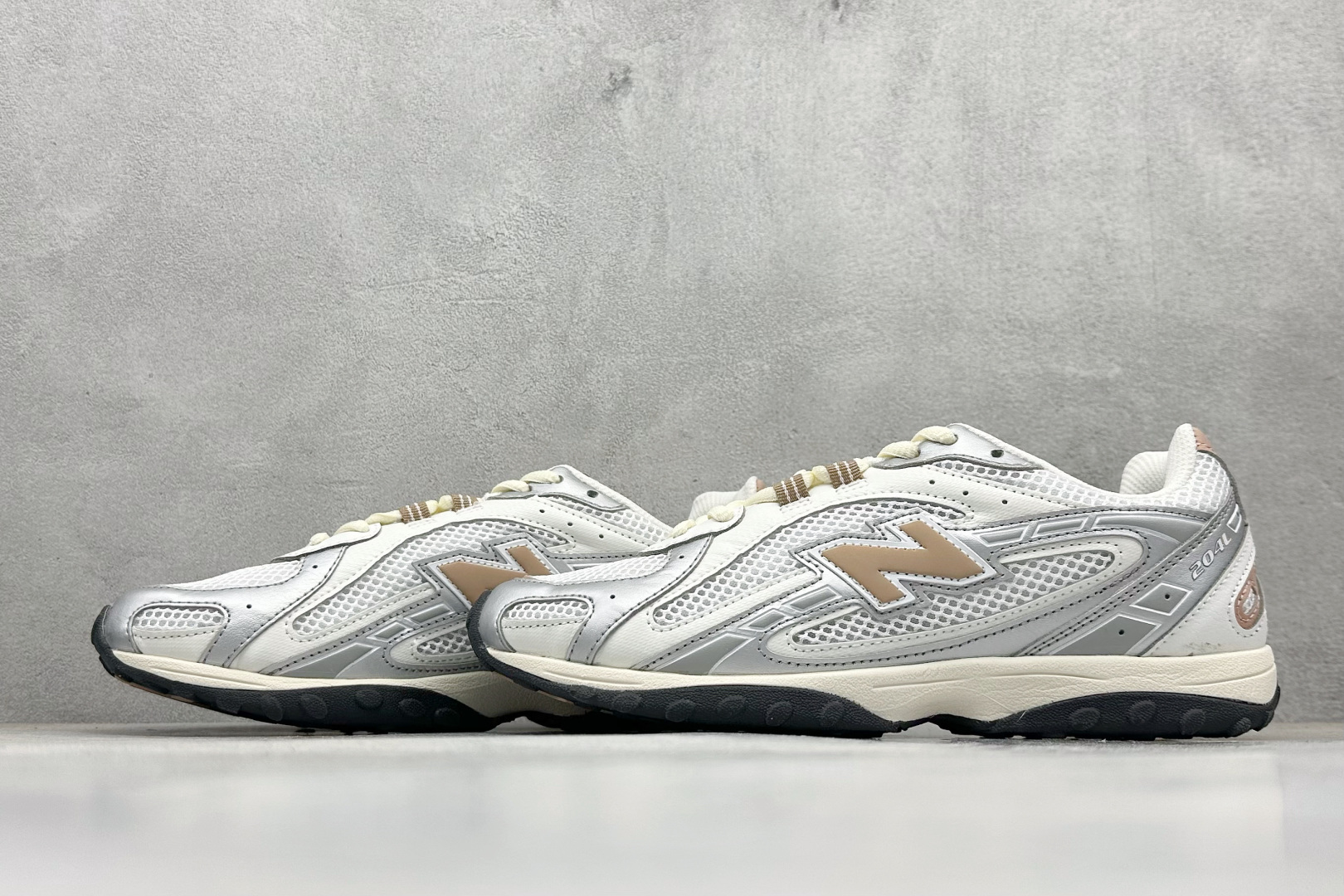190 New Balance 204L系列 新百伦减震耐磨轻便 低帮生活休闲鞋 U204LSWA
