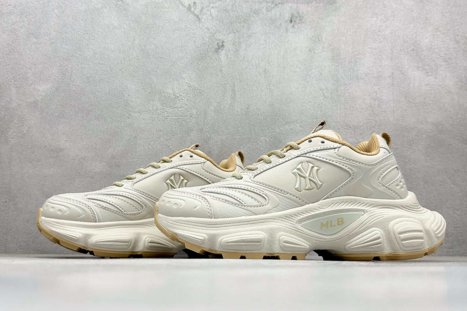 180 MLB Chunky Runner Basic 厚底老爹厚底休闲运动慢跑鞋 3ASHW005N-50CRS