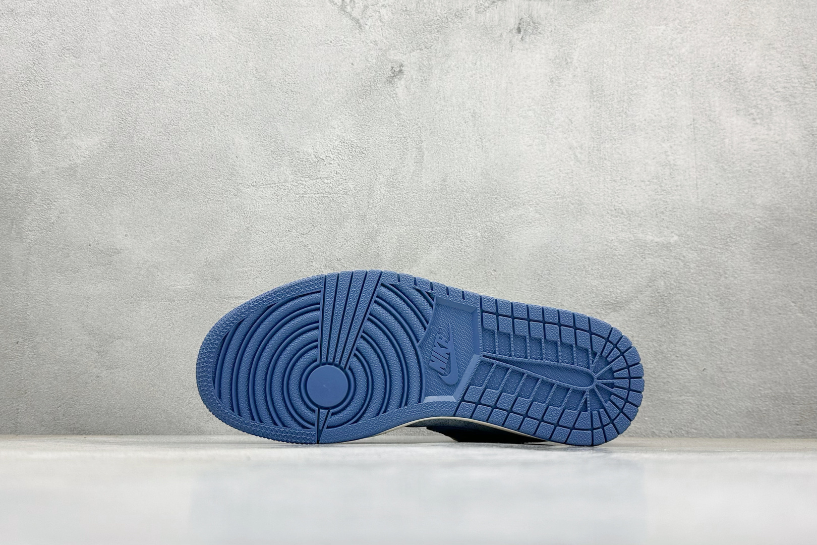 280 Nike Jordan Air Jordan 1 x Louis Vuitton 白蓝牛仔小勾 QD1988-003