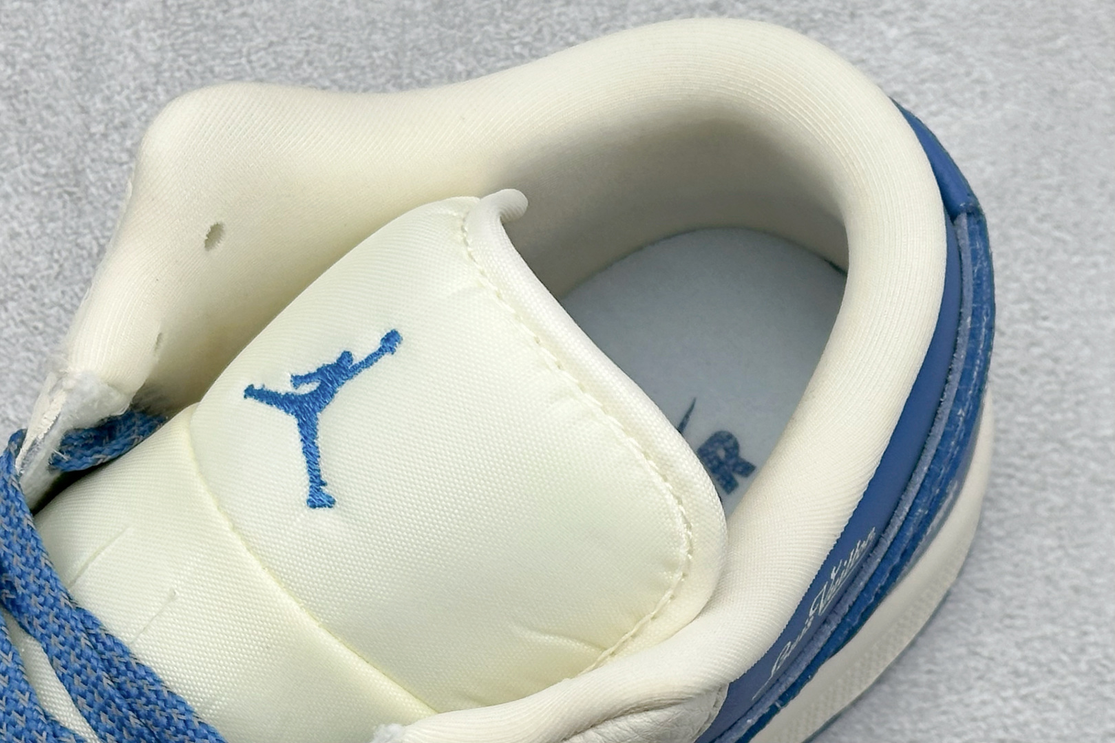 280 Nike Jordan Air Jordan 1 x Louis Vuitton 白蓝牛仔小勾 QD1988-003