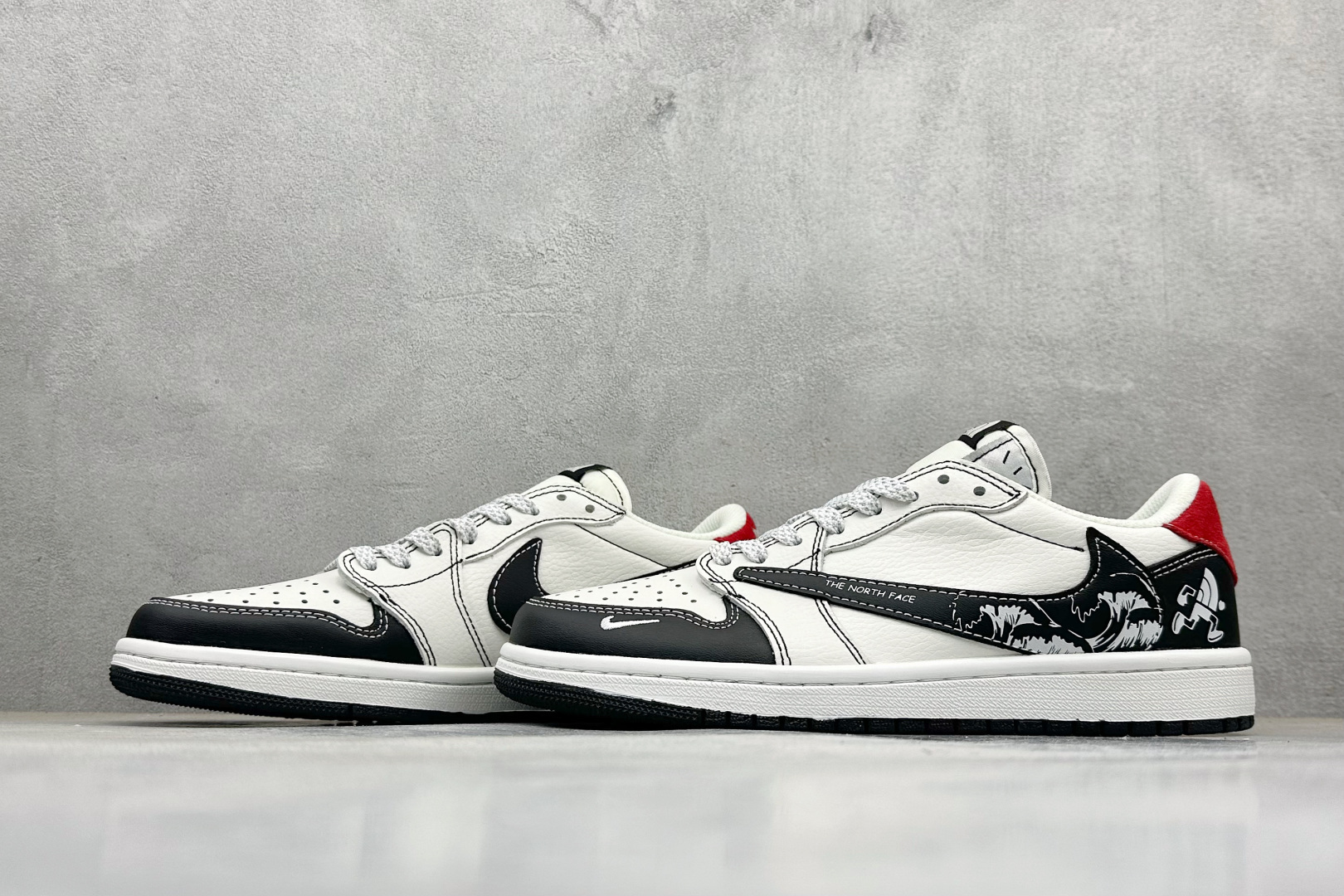 280 XC版Travis Scott x Fragment Design x Jordan Air Jordan 1 Low SP “北面联名——黑勾涂鸦” DZ5899-028-Chinese UA Cheap High Quatity Brand Clothes Bags handbags Sneakers wholesale wholesaler seller from China Factory suppliers Fashion Clothing Shoes best Quality Beautiful Price 280 XC版Travis Scott x Fragment Design x Jordan Air Jordan 1 Low SP “北面联名——黑勾涂鸦” DZ5899-028