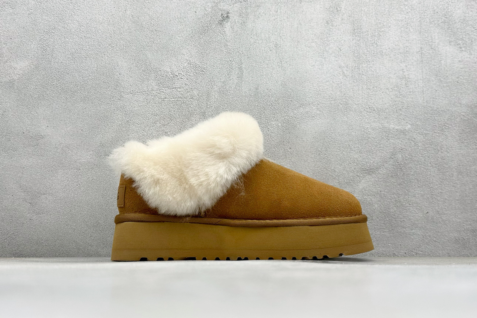 UGG 秋季女士舒适厚底一脚蹬休闲乐福鞋懒人毛毛鞋明星同款 Tazzelle 塔茨勒便鞋 1171393