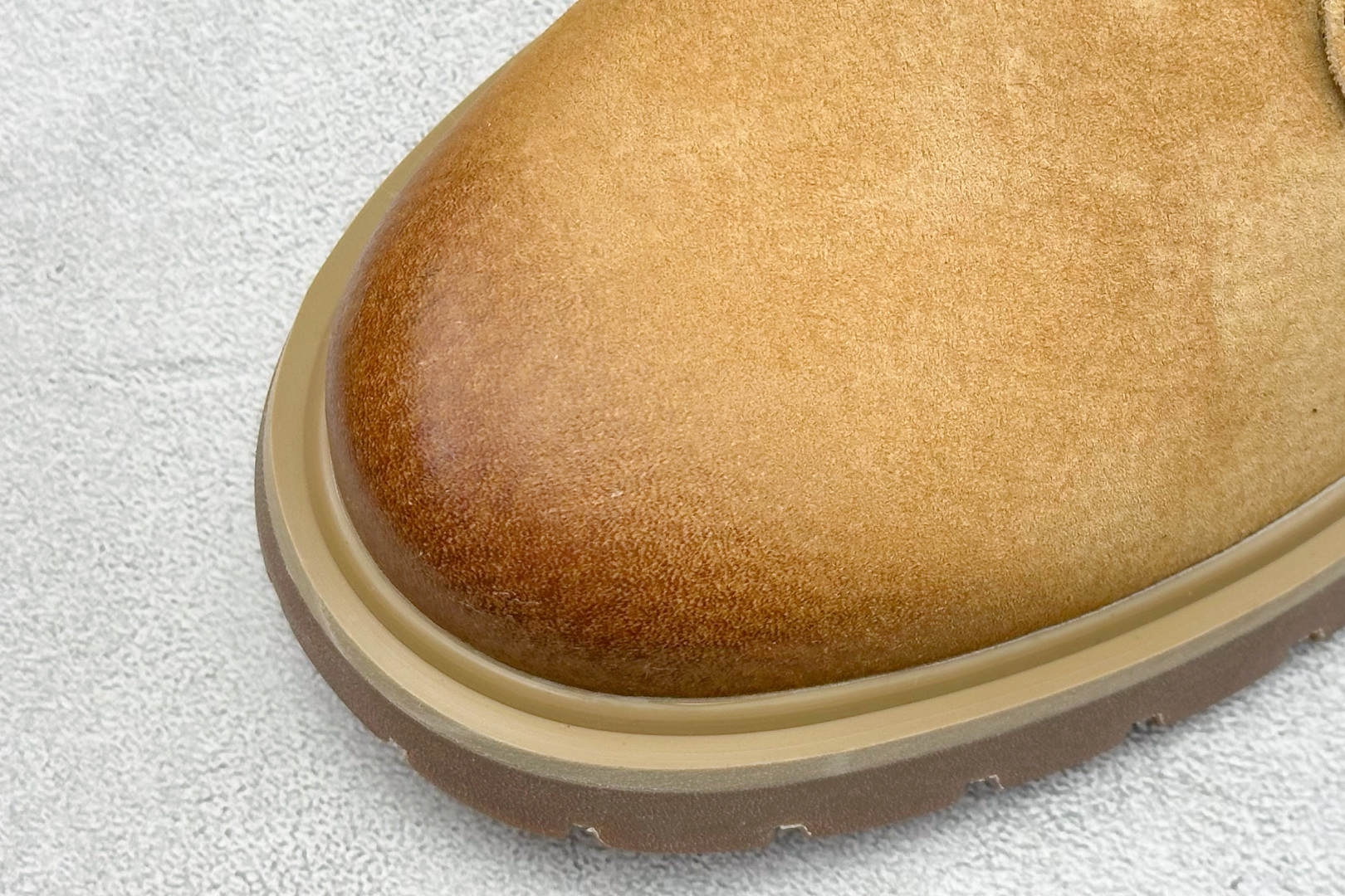 280 Louis Vuitton 路易威登 LV 秋冬新款休闲马丁大黄靴系列-Chinese UA Cheap High Quatity Brand Clothes Bags handbags Sneakers wholesale wholesaler seller from China Factory suppliers Fashion Clothing Shoes best Quality Beautiful Price 280 Louis Vuitton 路易威登 LV 秋冬新款休闲马丁大黄靴系列