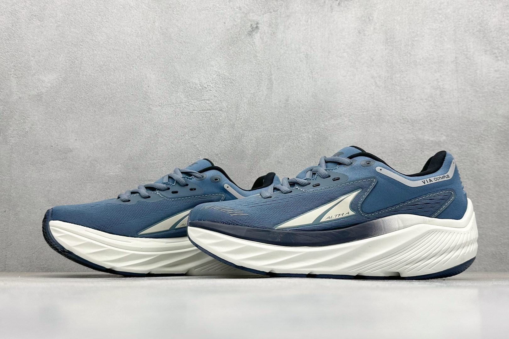 180 Altra奥创 W VIA OLY MPUS 缓震回弹轻量跑鞋减震透气跑鞋 ALOA82BW419-Chinese UA Cheap High Quatity Brand Clothes Bags handbags Sneakers wholesale wholesaler seller from China Factory suppliers Fashion Clothing Shoes best Quality Beautiful Price 180 Altra奥创 W VIA OLY MPUS 缓震回弹轻量跑鞋减震透气跑鞋 ALOA82BW419