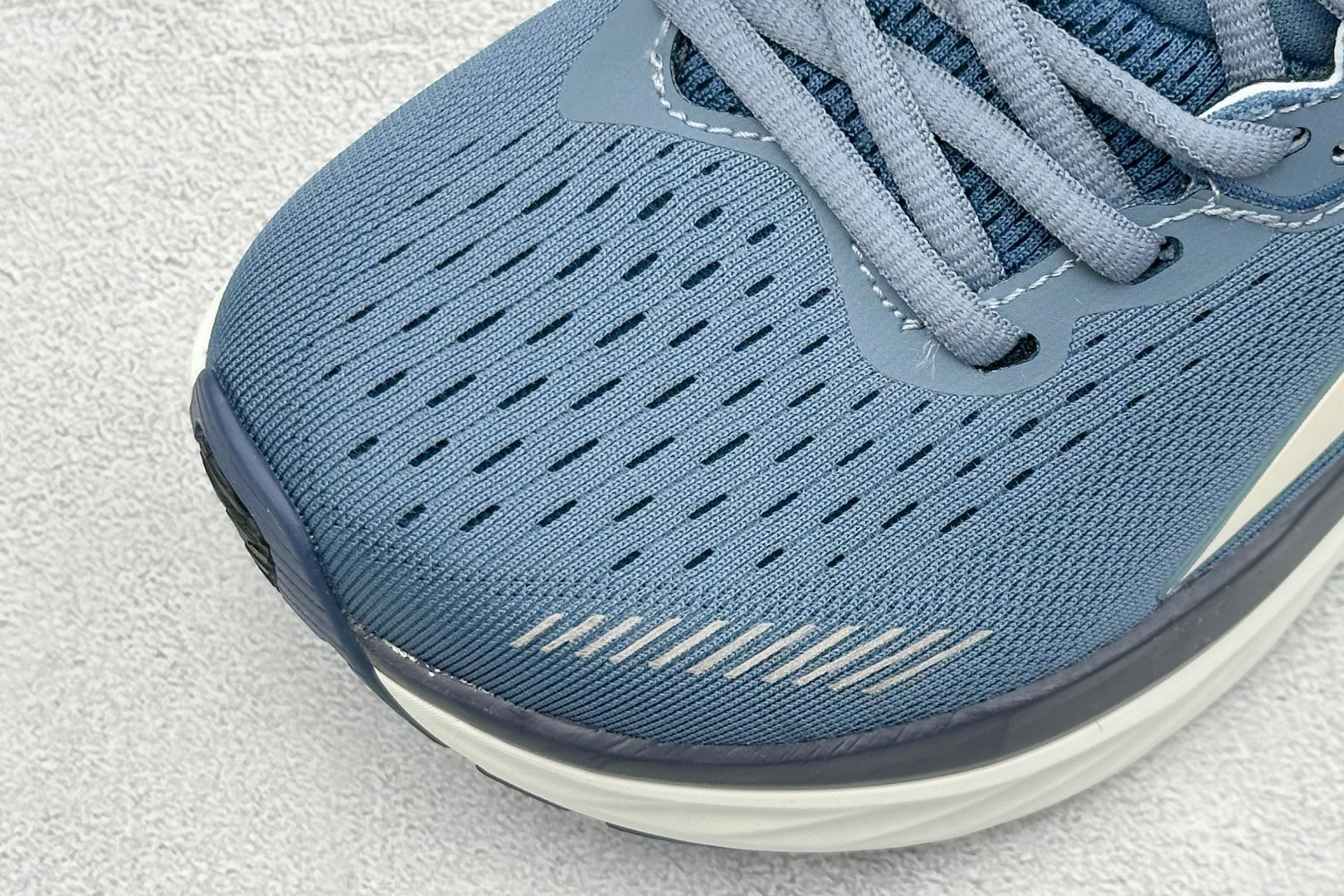 180 Altra奥创 W VIA OLY MPUS 缓震回弹轻量跑鞋减震透气跑鞋 ALOA82BW419-Chinese UA Cheap High Quatity Brand Clothes Bags handbags Sneakers wholesale wholesaler seller from China Factory suppliers Fashion Clothing Shoes best Quality Beautiful Price 180 Altra奥创 W VIA OLY MPUS 缓震回弹轻量跑鞋减震透气跑鞋 ALOA82BW419