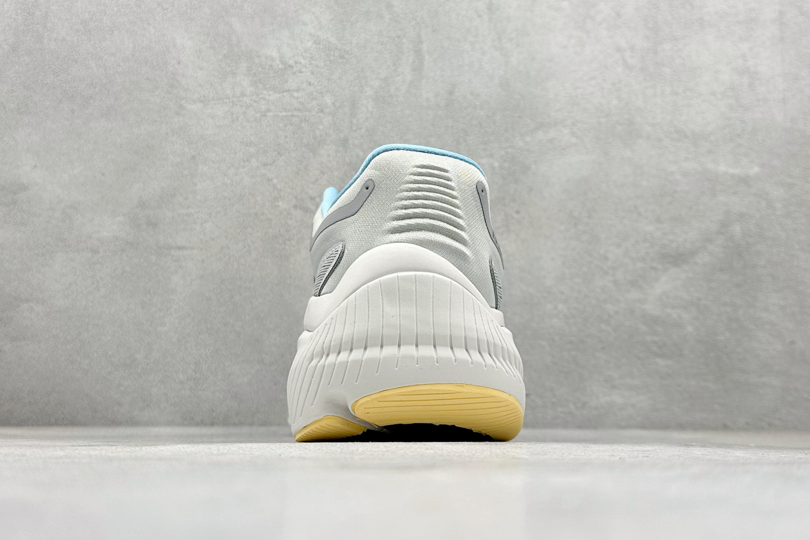 180 Altra奥创 W VIA OLY MPUS 缓震回弹轻量跑鞋减震透气跑鞋 ALOA82CR224