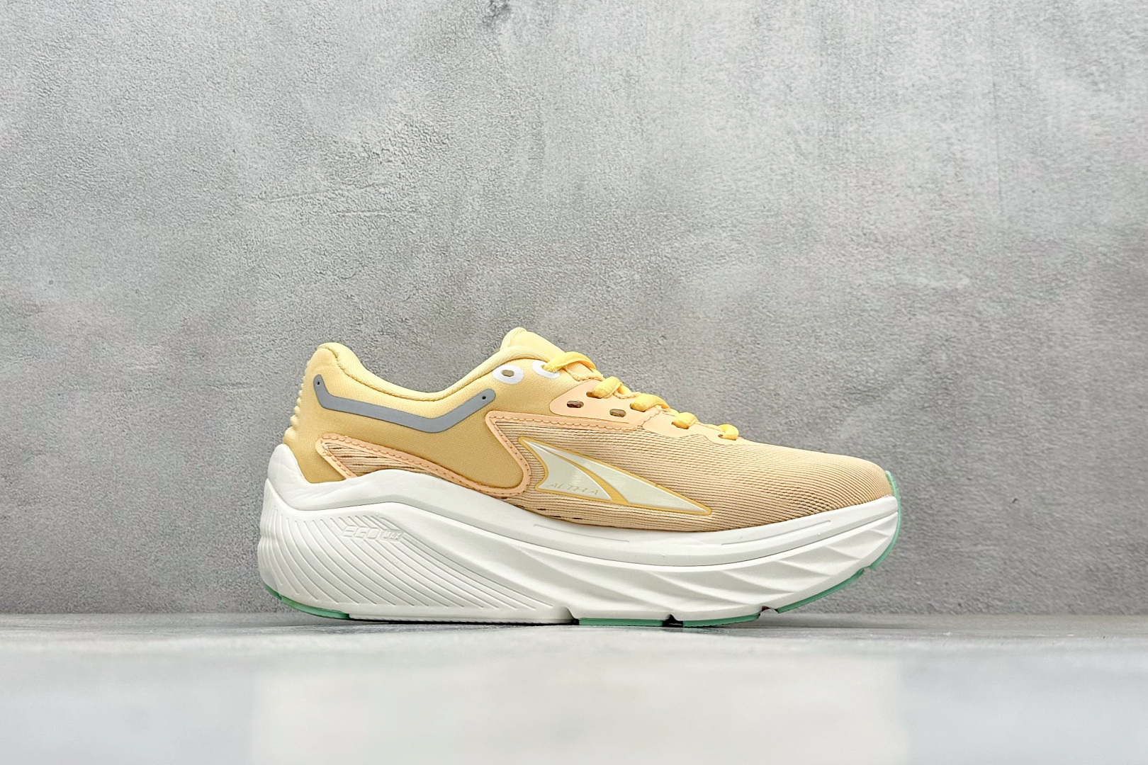 Altra奥创 W VIA OLY MPUS 缓震回弹轻量跑鞋减震透气跑鞋 ALOA82CR380