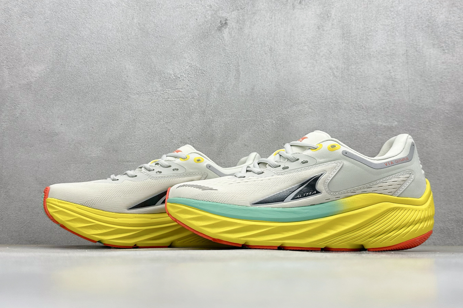 180 Altra奥创 W VIA OLY MPUS 缓震回弹轻量跑鞋减震透气跑鞋 ALOA82BW270-Chinese UA Cheap High Quatity Brand Clothes Bags handbags Sneakers wholesale wholesaler seller from China Factory suppliers Fashion Clothing Shoes best Quality Beautiful Price 180 Altra奥创 W VIA OLY MPUS 缓震回弹轻量跑鞋减震透气跑鞋 ALOA82BW270