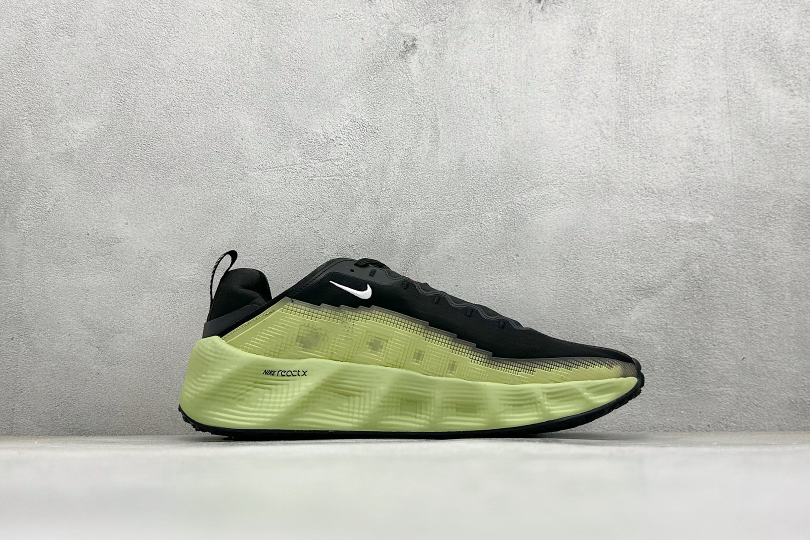 190 HYEIN SEO x Nike Ava Rover Ava Rover 联名鞋 DX4215-303