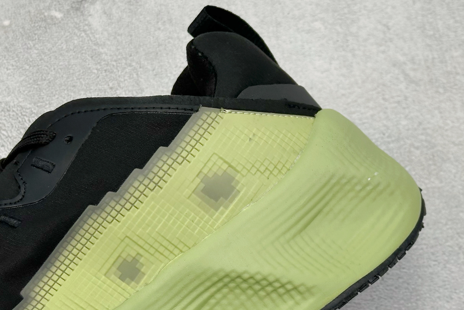 190 HYEIN SEO x Nike Ava Rover Ava Rover 联名鞋 DX4215-303