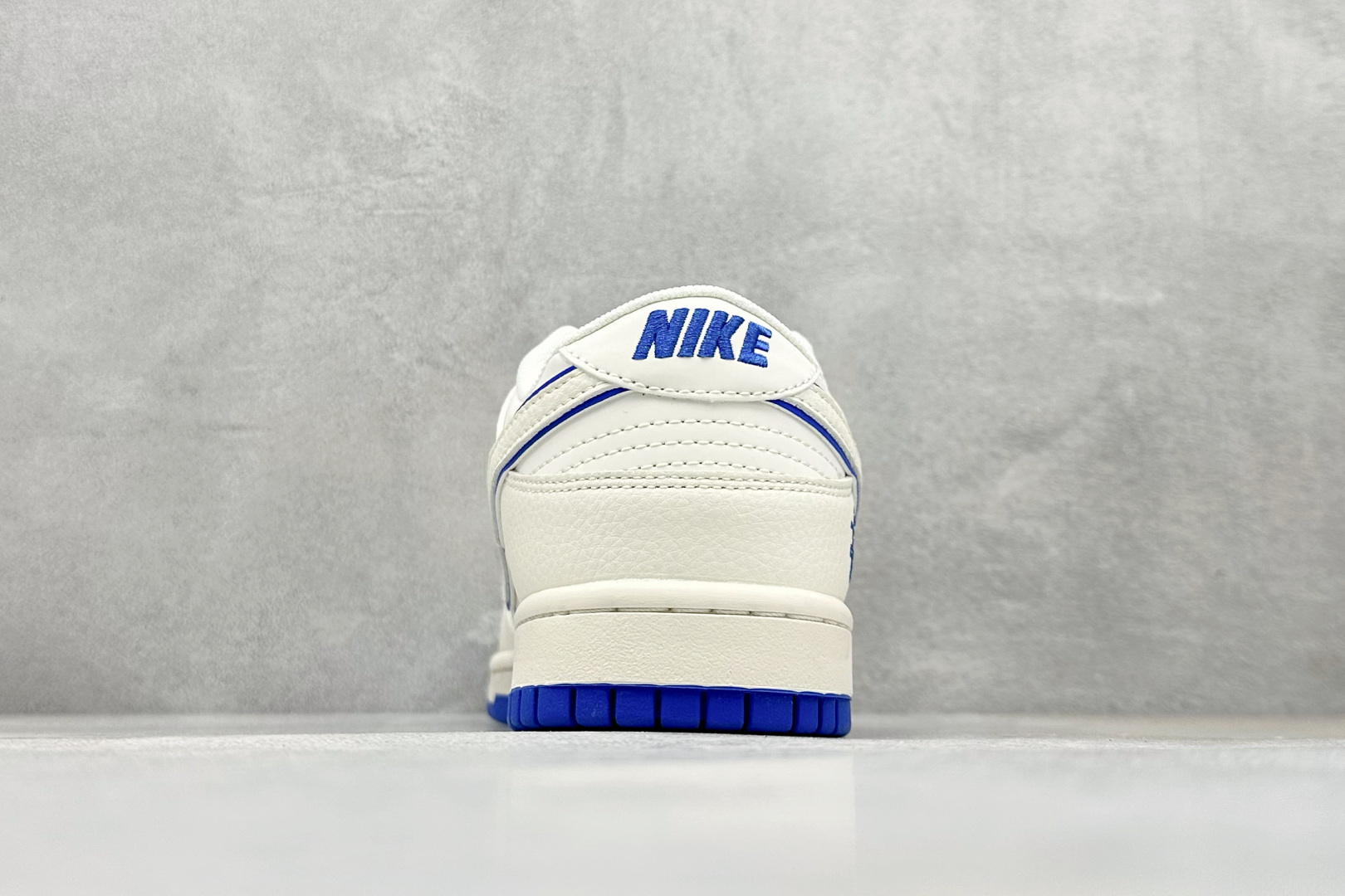 280 Nike SB Dunk Low x Stussy 白蓝小勾 JP1628-022