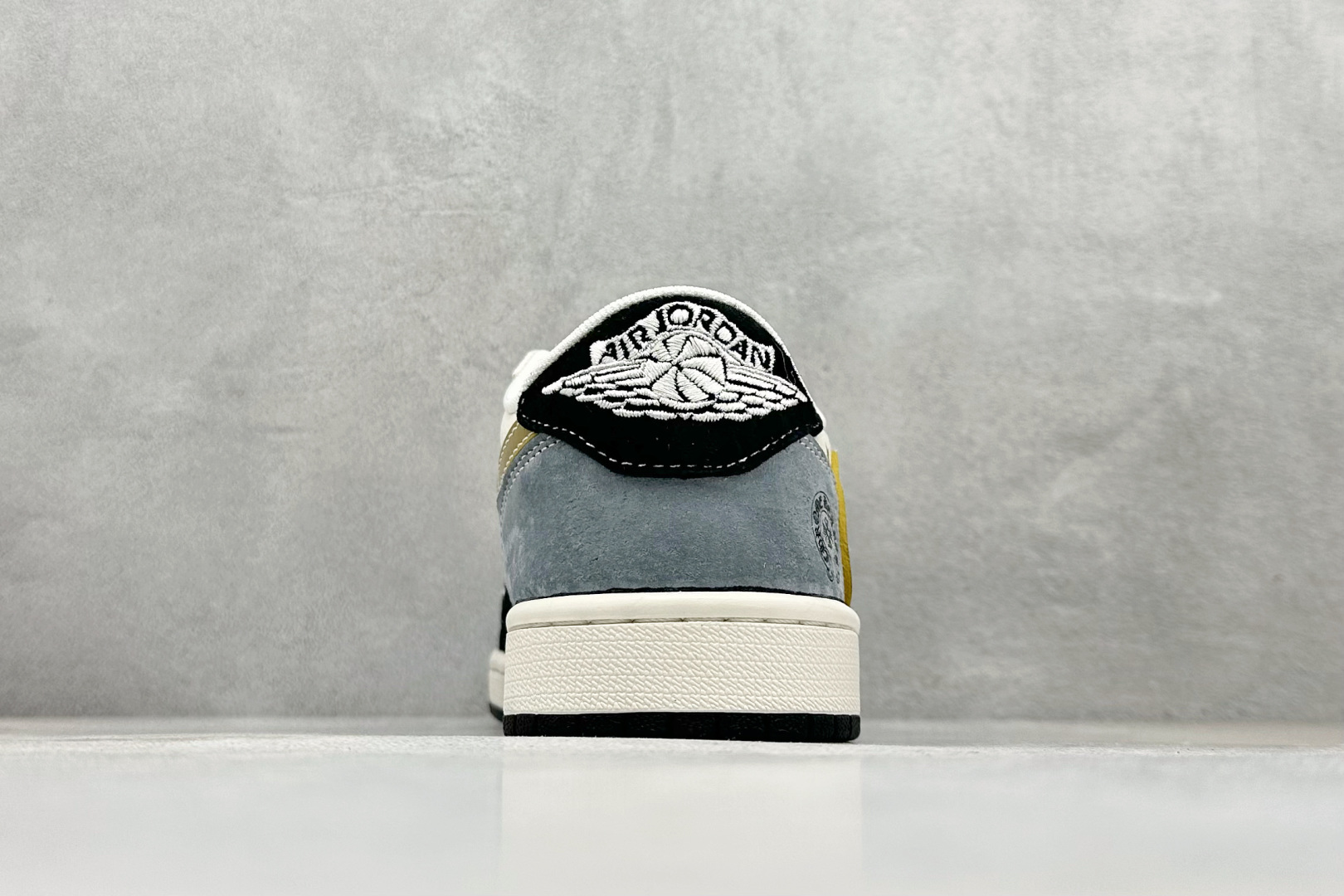 Air Jordan 1 Low LOW SP AJ1 乔1 克罗心倒钩联名款 低帮复古篮球鞋 HS8068-064