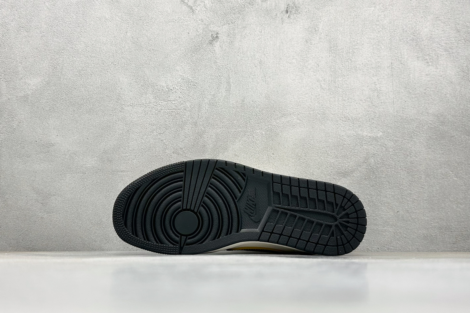 Air Jordan 1 Low LOW SP AJ1 乔1 克罗心倒钩联名款 低帮复古篮球鞋 HS8068-064