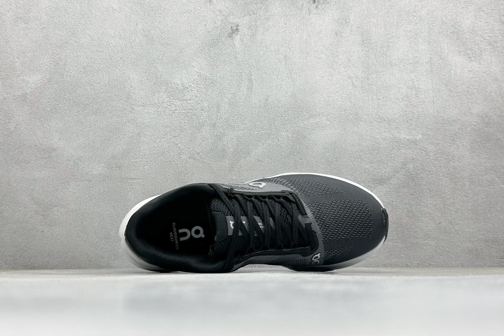 180 On昂跑 Cloudsurfer Next 舒适百搭防滑耐磨低帮休闲跑步鞋 3ME3002