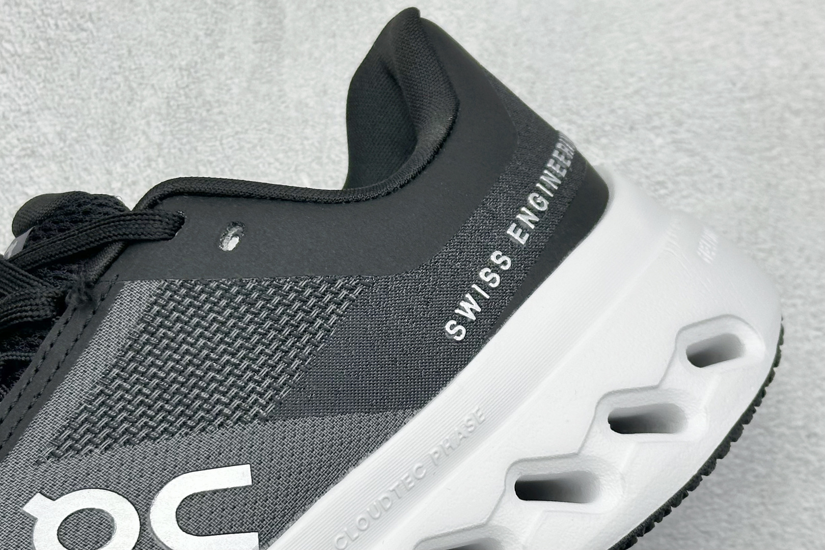 180 On昂跑 Cloudsurfer Next 舒适百搭防滑耐磨低帮休闲跑步鞋 3ME3002