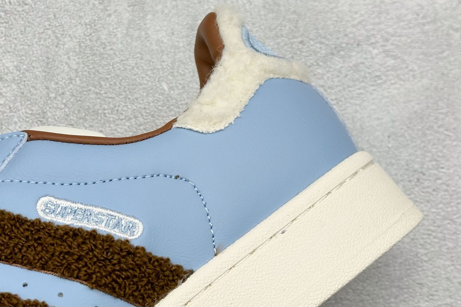 140 AD Originals Super 2 贝壳头 JR6987-Chinese UA Cheap High Quatity Brand Clothes Bags handbags Sneakers wholesale wholesaler seller from China Factory suppliers Fashion Clothing Shoes best Quality Beautiful Price 140 AD Originals Super 2 贝壳头 JR6987