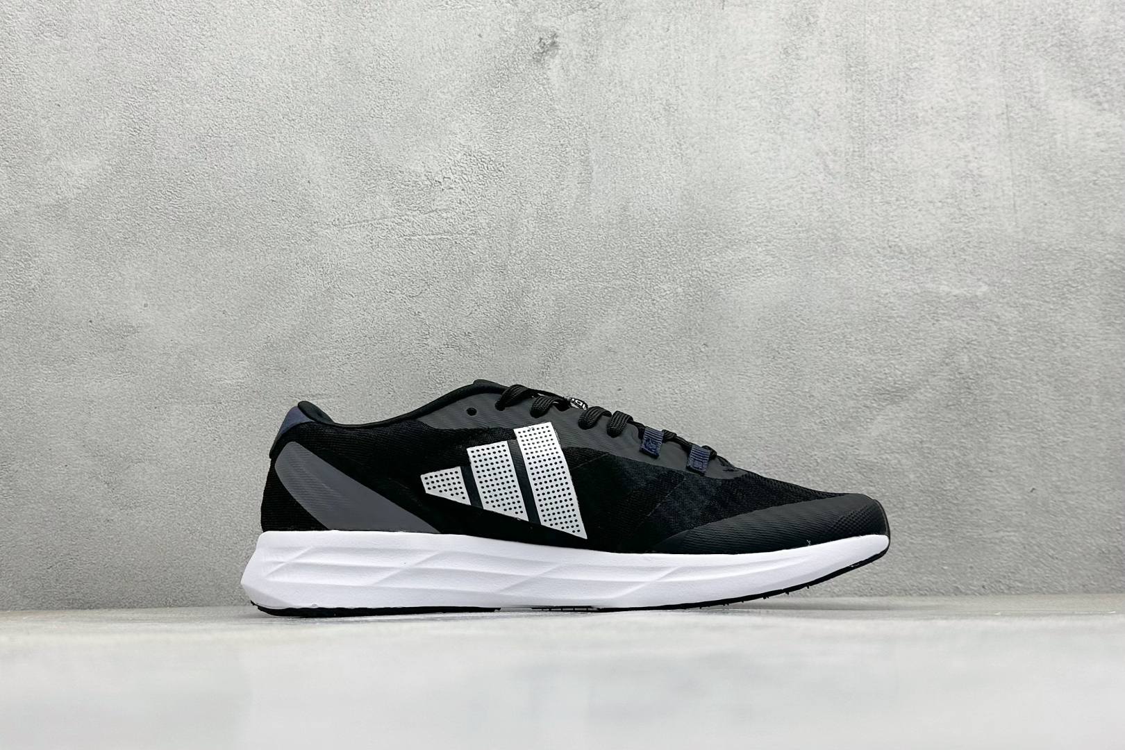 Adidas Adizero Rc 5 减震透气休闲训练跑步鞋 HQ3680
