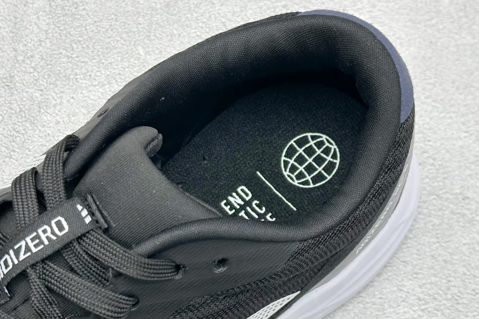 Adidas Adizero Rc 5 减震透气休闲训练跑步鞋 HQ3680