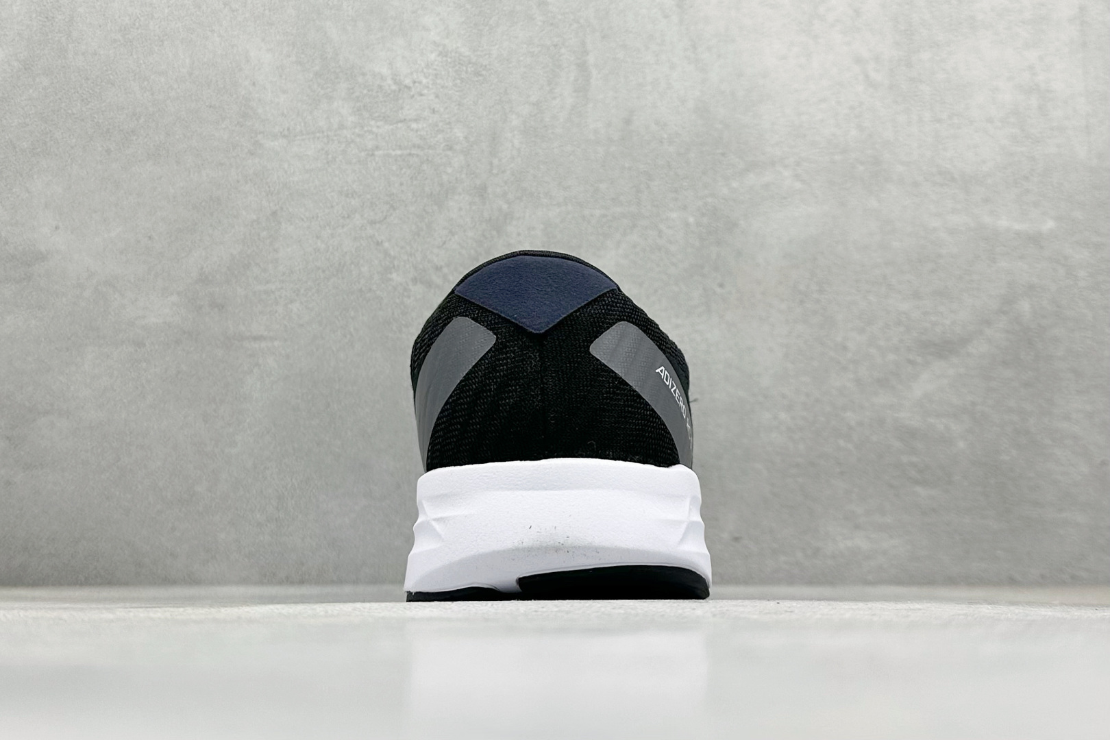 Adidas Adizero Rc 5 减震透气休闲训练跑步鞋 HQ3680