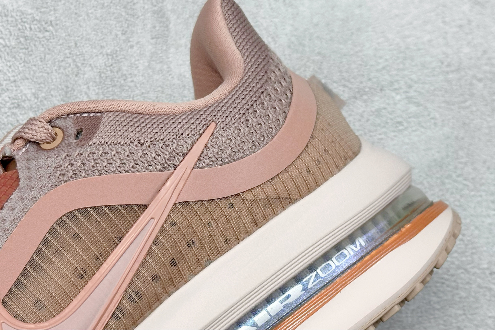 250 YH版Nike Air Zoom Pegasus Premium 耐克网面全掌气垫缓震跑鞋 HQ2593-603