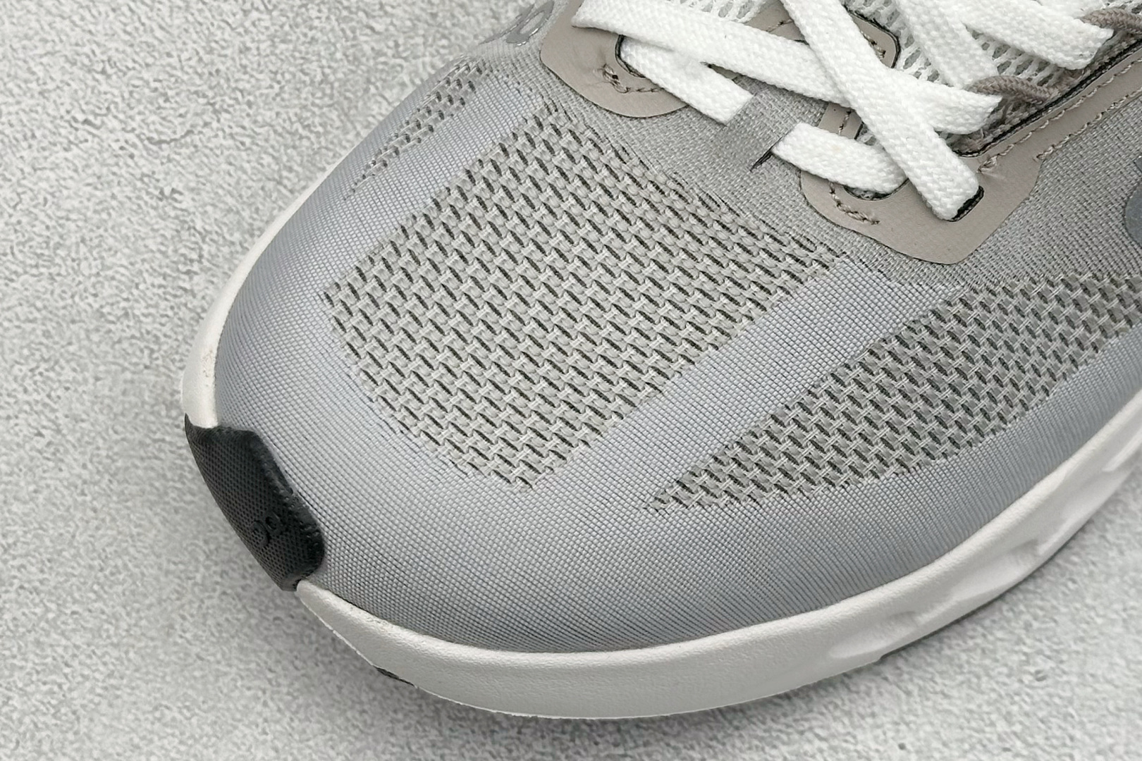 180 XD版On昂跑 Cloudsurfer Next 舒适百搭防滑耐磨低帮休闲跑步鞋 3ME3002