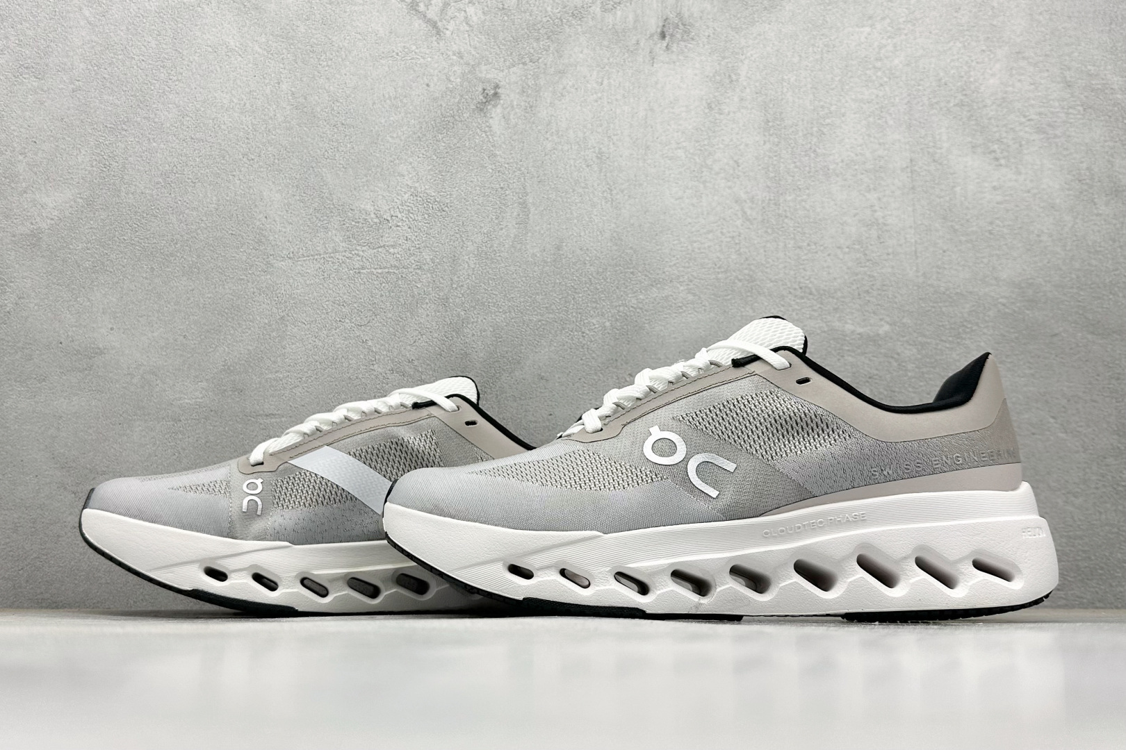 180 XD版On昂跑 Cloudsurfer Next 舒适百搭防滑耐磨低帮休闲跑步鞋 3ME3002