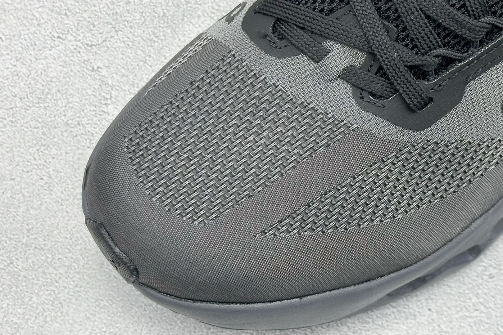 180 XD版On昂跑 Cloudsurfer Next 舒适百搭防滑耐磨低帮休闲跑步鞋 3ME3002