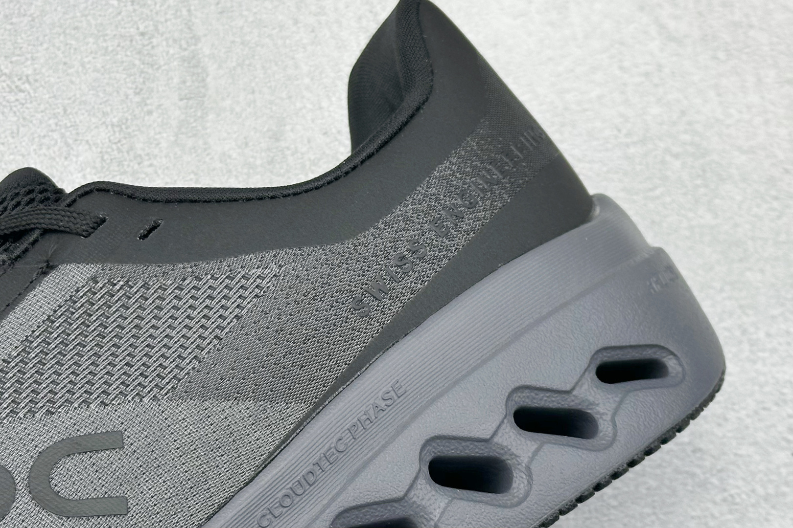 180 XD版On昂跑 Cloudsurfer Next 舒适百搭防滑耐磨低帮休闲跑步鞋 3ME3002