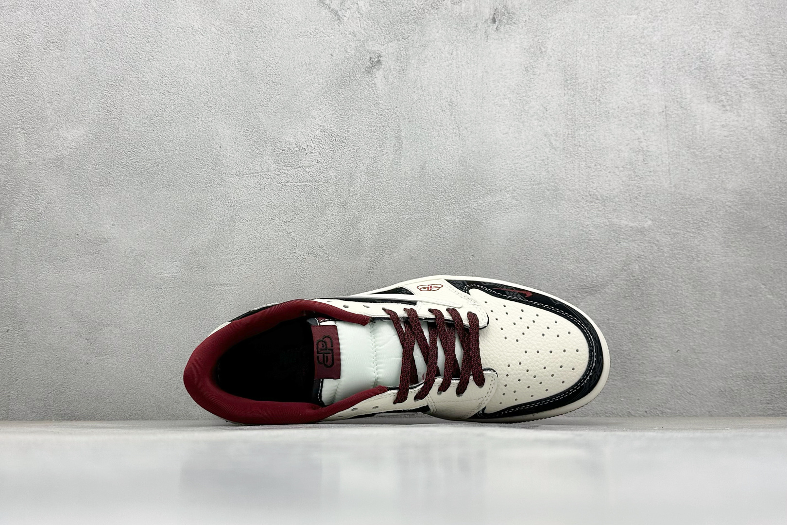 280 XC版Travis Scott x Fragment Design x Jordan Air Jordan 1 Low SP “棕底白黑” XS2025-079