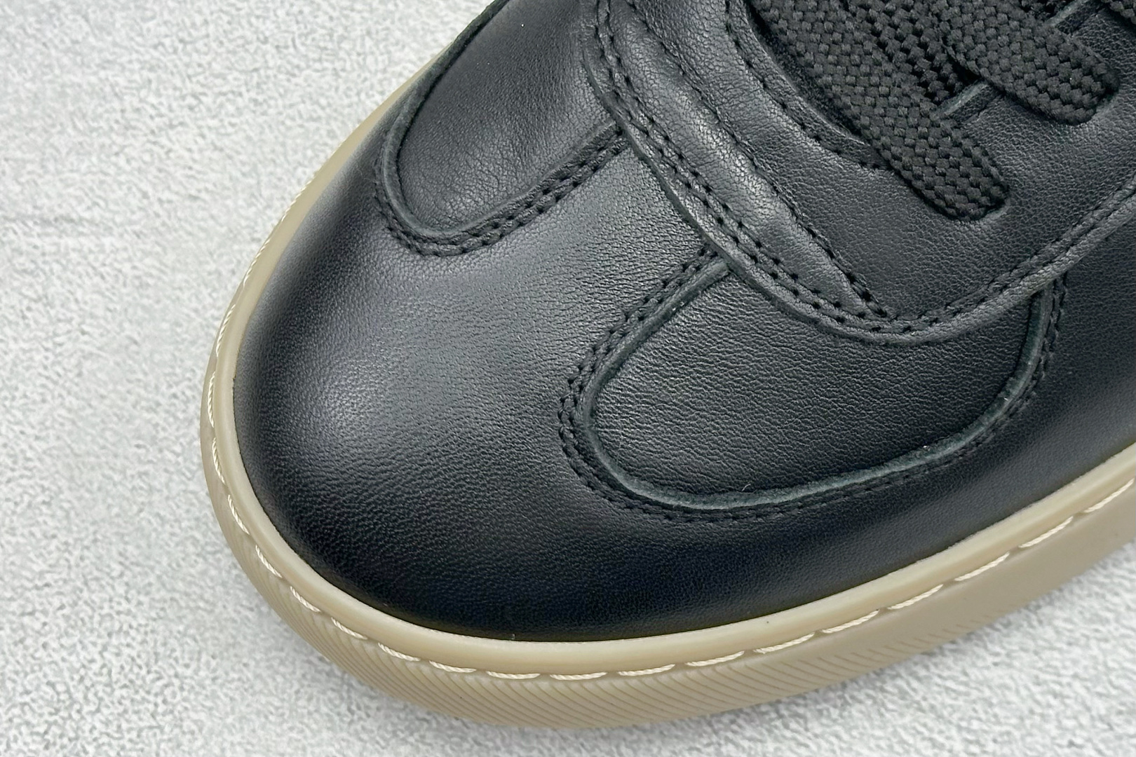 300 Ecco 爱步街头球鞋系列新款时尚德训板鞋 632521