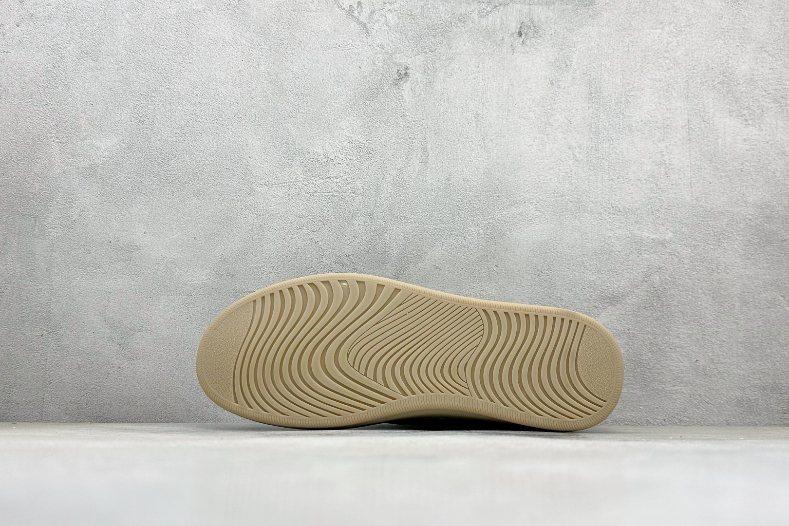 300 Ecco 爱步街头球鞋系列新款时尚德训板鞋 632521