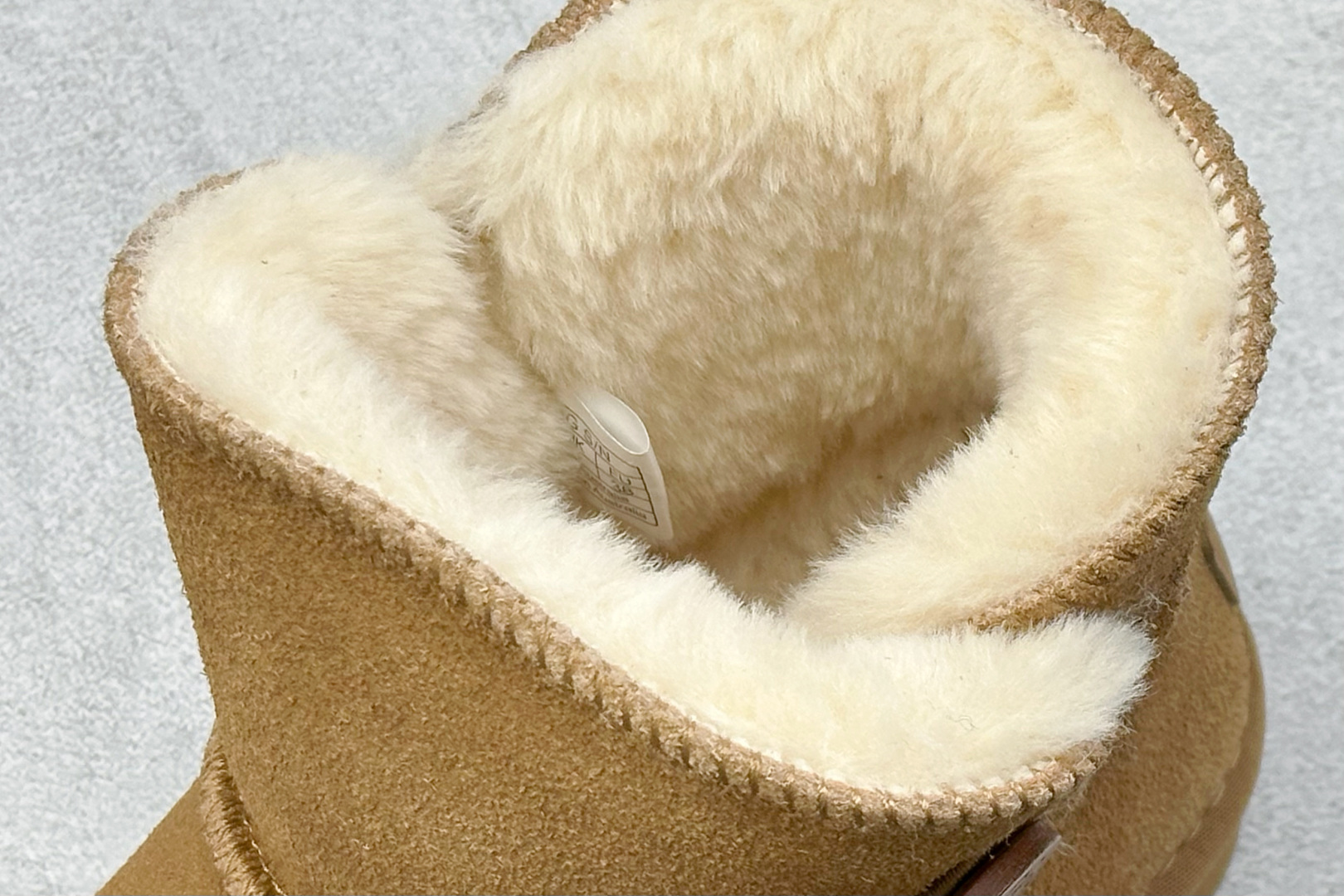 180 UGG 经典木扣短筒雪地靴 官方经典款 15MM外跟+2CM内增高 短筒雪地靴 1016422