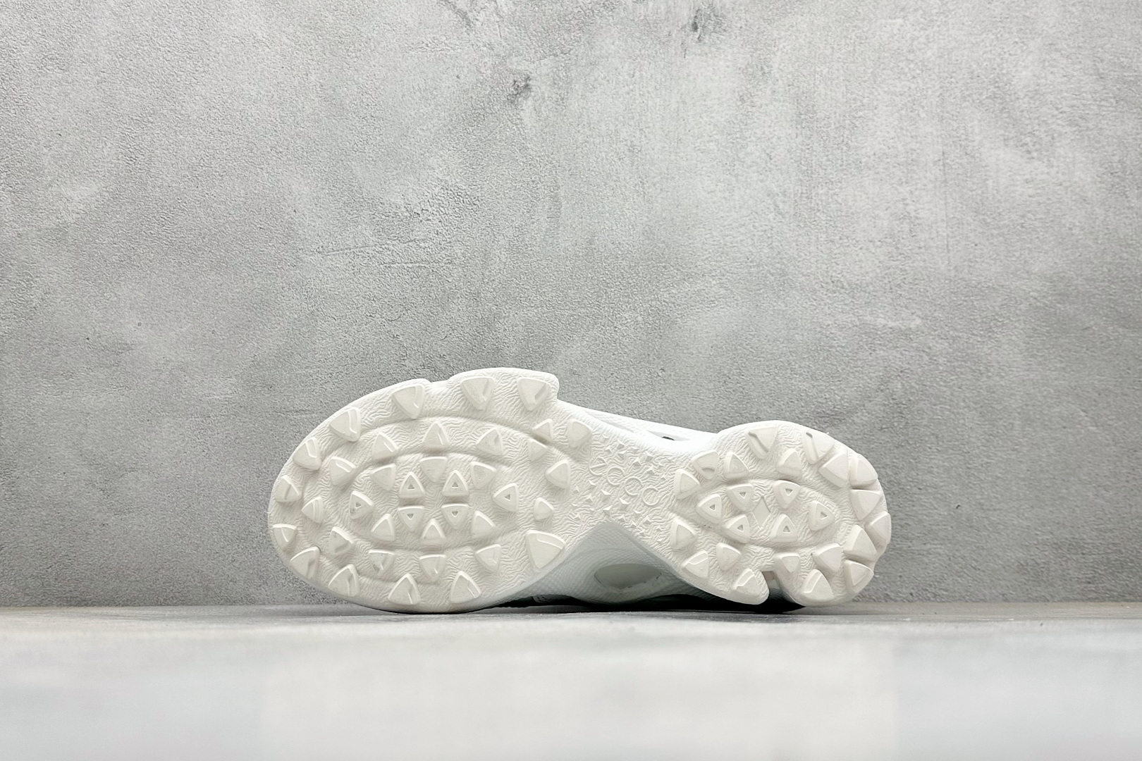 280 ECCO爱步 小红书爆款 新款百搭休闲款 Ecco/爱步男士跑步鞋休闲鞋透气轻质系带轻便运动鞋 8036145-Chinese UA Cheap High Quatity Brand Clothes Bags handbags Sneakers wholesale wholesaler seller from China Factory suppliers Fashion Clothing Shoes best Quality Beautiful Price 280 ECCO爱步 小红书爆款 新款百搭休闲款 Ecco/爱步男士跑步鞋休闲鞋透气轻质系带轻便运动鞋 8036145