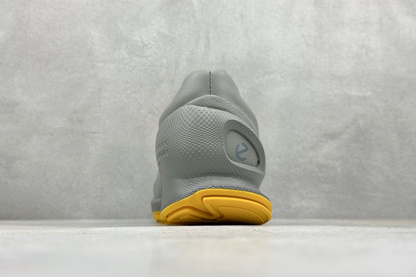 280 ECCO爱步 小红书爆款 新款百搭休闲款 Ecco/爱步男士跑步鞋休闲鞋透气轻质系带轻便运动鞋 0915040-Chinese UA Cheap High Quatity Brand Clothes Bags handbags Sneakers wholesale wholesaler seller from China Factory suppliers Fashion Clothing Shoes best Quality Beautiful Price 280 ECCO爱步 小红书爆款 新款百搭休闲款 Ecco/爱步男士跑步鞋休闲鞋透气轻质系带轻便运动鞋 0915040