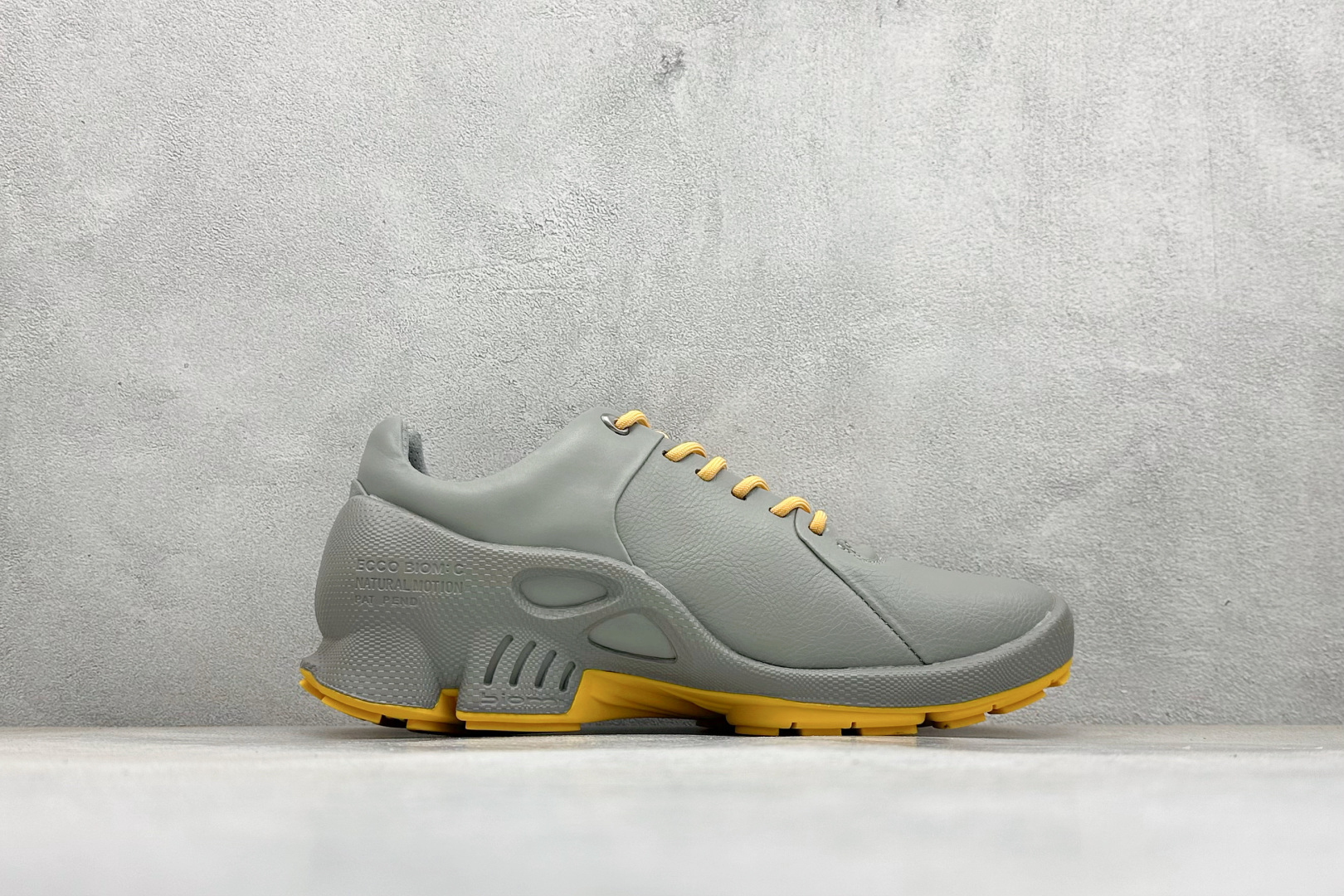 280 ECCO爱步 小红书爆款 新款百搭休闲款 Ecco/爱步男士跑步鞋休闲鞋透气轻质系带轻便运动鞋 0915040-Chinese UA Cheap High Quatity Brand Clothes Bags handbags Sneakers wholesale wholesaler seller from China Factory suppliers Fashion Clothing Shoes best Quality Beautiful Price 280 ECCO爱步 小红书爆款 新款百搭休闲款 Ecco/爱步男士跑步鞋休闲鞋透气轻质系带轻便运动鞋 0915040