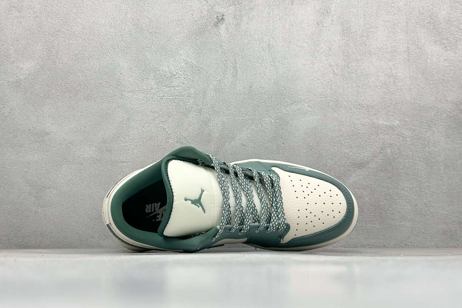 Air Jordan 1 x GUCCI 绿白小勾 QD1988-004