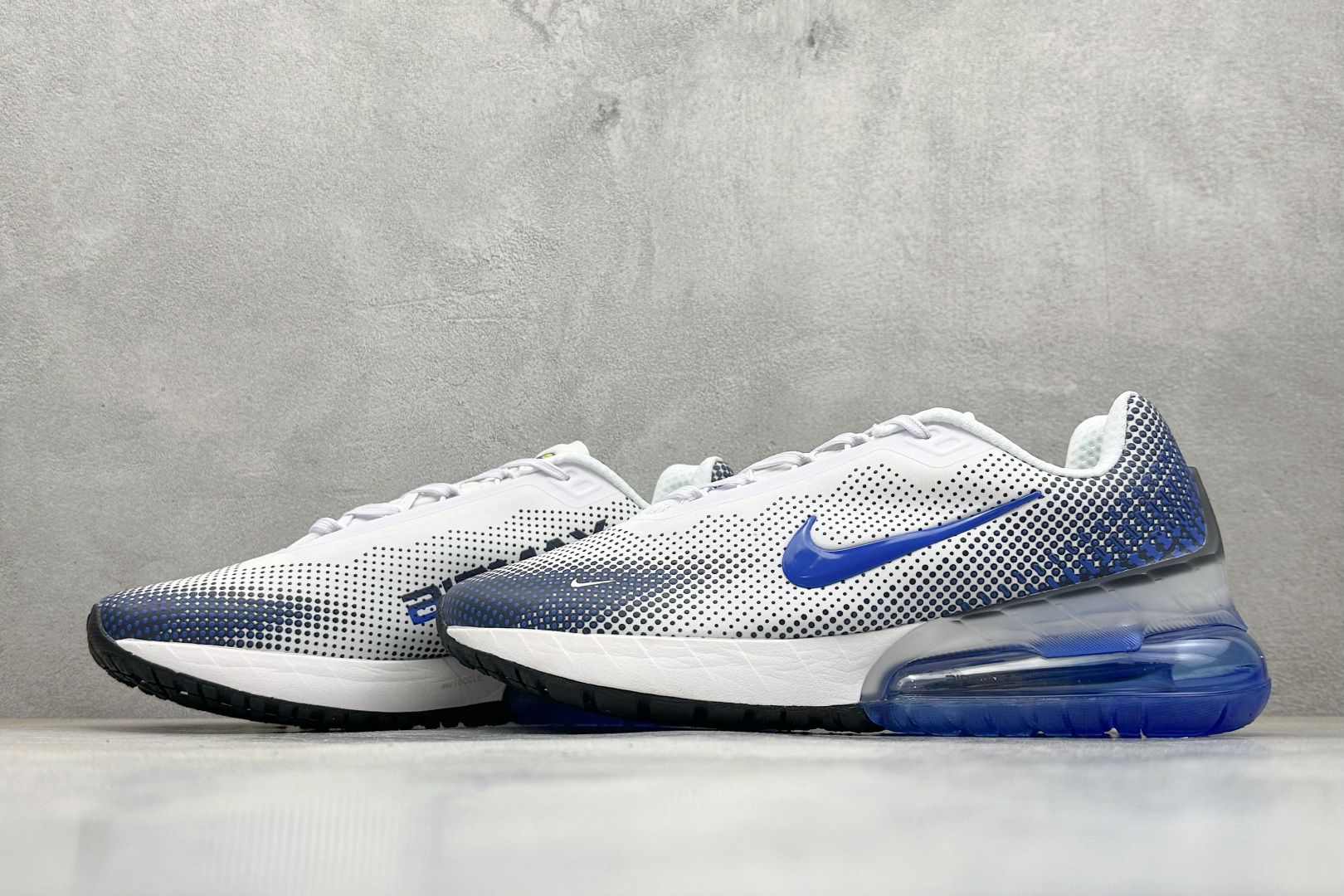 180 Nike Air Max Phoenix 复古子弹气垫运动跑步鞋 FZ5307-101