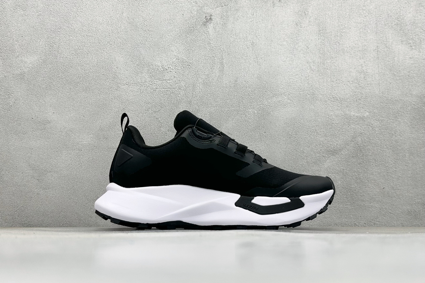 The North Face M Vectiv Enduris Low 北面低帮越野休闲跑步鞋 NF0A2AEP-76T