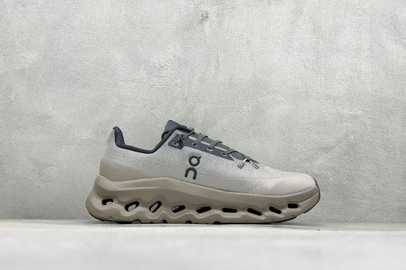 180 XD版On Cloudmonster CL昂跑减震生活休闲鞋 3ME1010