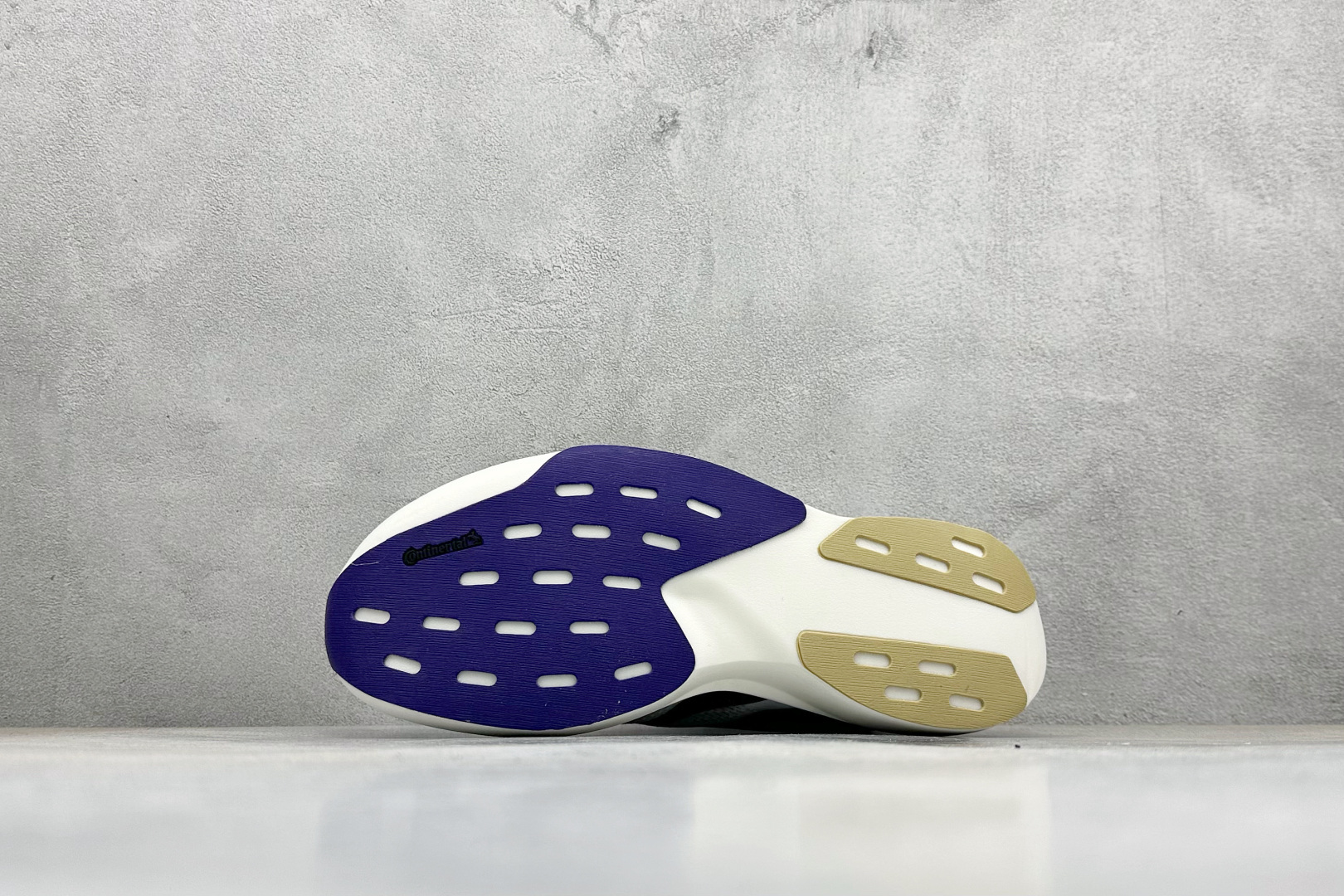 260 P Adidas Adizero Evo SL 阿迪超轻透气缓震跑鞋 JQ4578-Chinese UA Cheap High Quatity Brand Clothes Bags handbags Sneakers wholesale wholesaler seller from China Factory suppliers Fashion Clothing Shoes best Quality Beautiful Price 260 P Adidas Adizero Evo SL 阿迪超轻透气缓震跑鞋 JQ4578