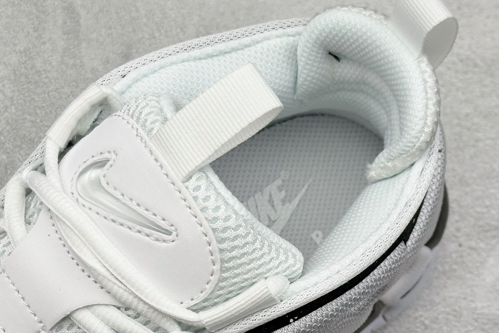 260 C Nike Air More Uptempo 原装皮蓬 全新批次 Air More Uptempo绝对是耐克篮球鞋 FZ3055-100-Chinese UA Cheap High Quatity Brand Clothes Bags handbags Sneakers wholesale wholesaler seller from China Factory suppliers Fashion Clothing Shoes best Quality Beautiful Price 260 C Nike Air More Uptempo 原装皮蓬 全新批次 Air More Uptempo绝对是耐克篮球鞋 FZ3055-100