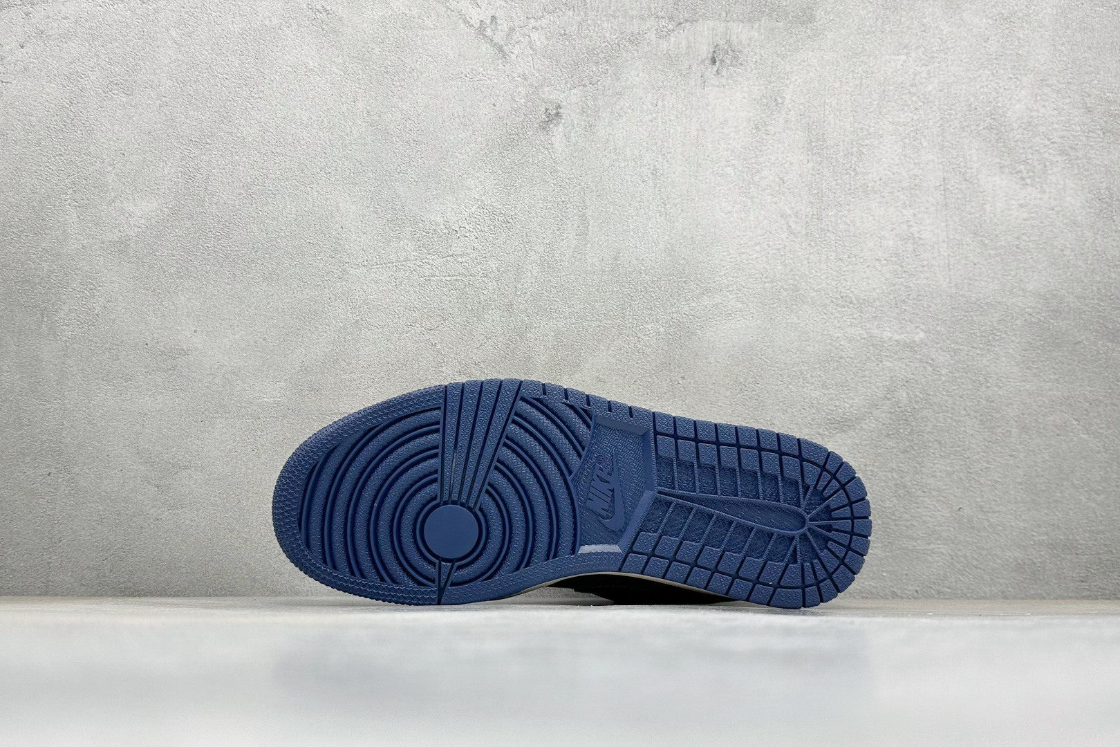 280 XC版Nike Jordan Air Jordan 1xUNDEFEATED 米粽小勾 QG1988-003