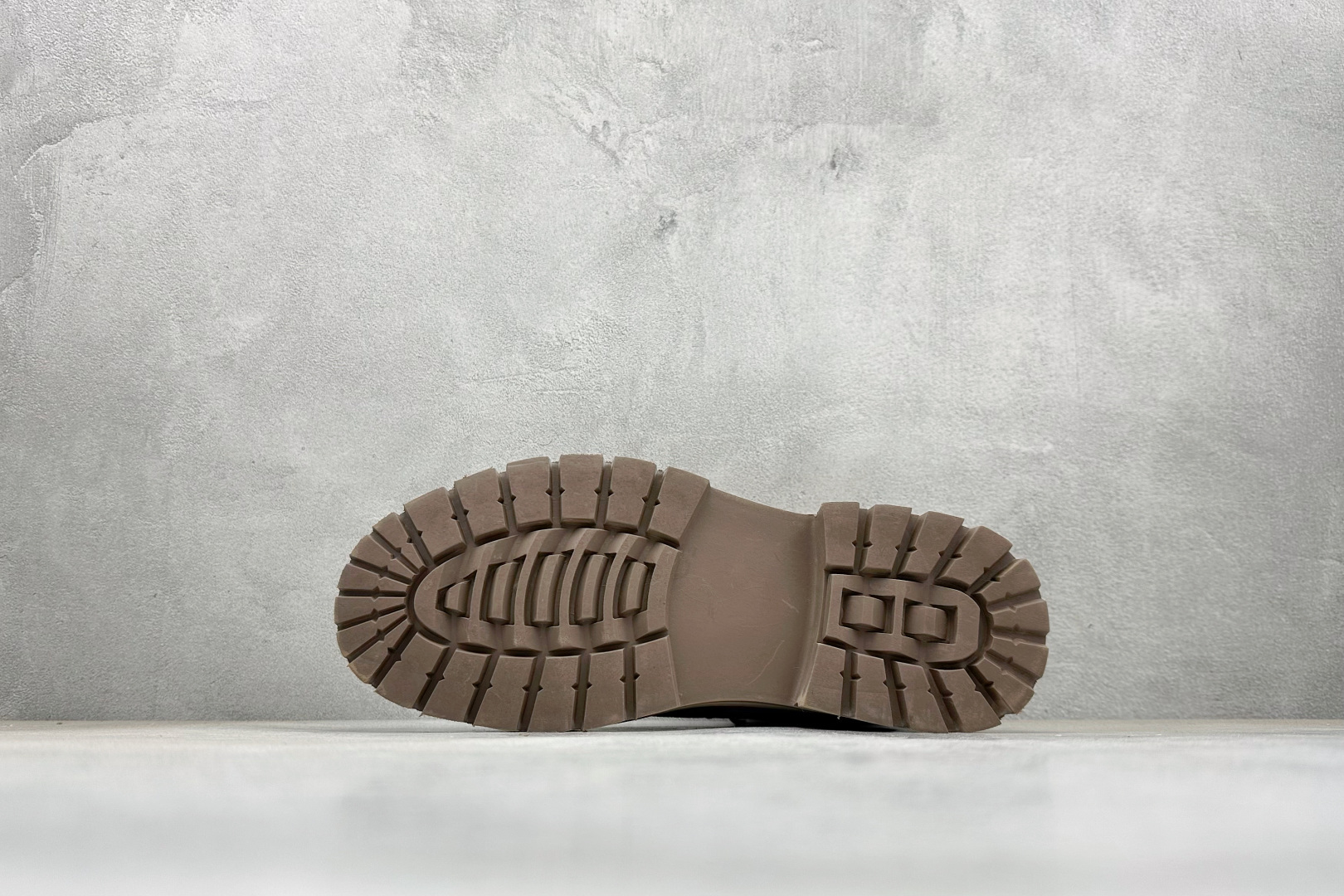 CAT卡特 硬汉推土机品牌经典百搭户外休闲大黄靴系列 P726536-High Quatity Cheap Brand wholesale wholesaler seller Clothes Bags handbags Sneakers Top Fashion Clothing Shoes from China Factory Chinese suppliers best Quality Beautiful Price CAT卡特 硬汉推土机品牌经典百搭户外休闲大黄靴系列 P726536