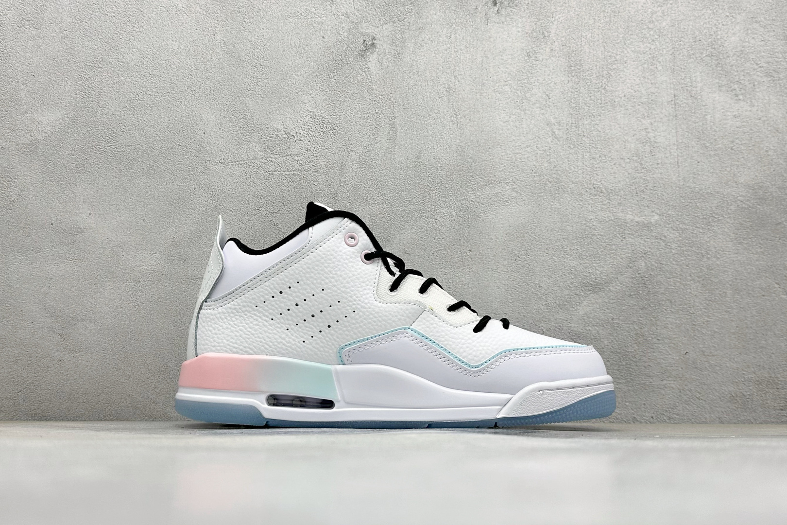 Air Jordan Courtside 23 乔丹AJ3代简版中帮复古休闲运动文化篮球鞋 IH0650-141-High Quatity Cheap Brand wholesale wholesaler seller Clothes Bags handbags Sneakers Top Fashion Clothing Shoes from China Factory Chinese suppliers best Quality Beautiful Price Air Jordan Courtside 23 乔丹AJ3代简版中帮复古休闲运动文化篮球鞋 IH0650-141