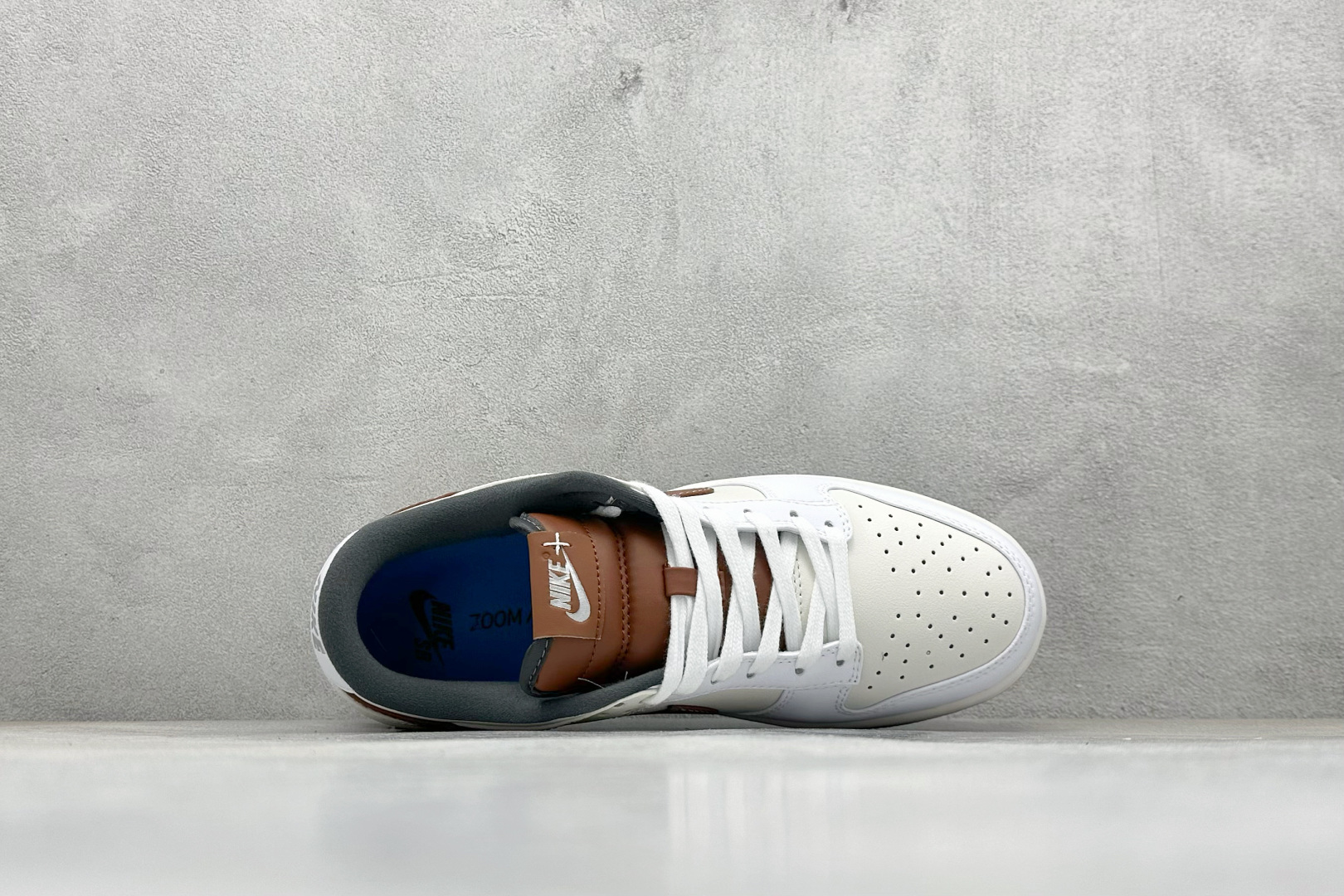 Nike SB Dunk Low 白棕 IM6670-202