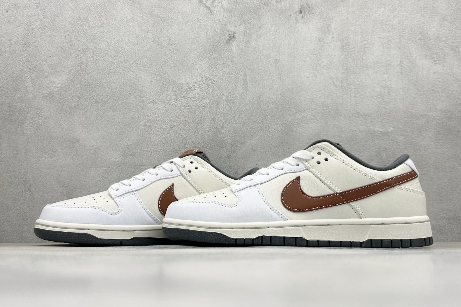 Nike SB Dunk Low 白棕 IM6670-202