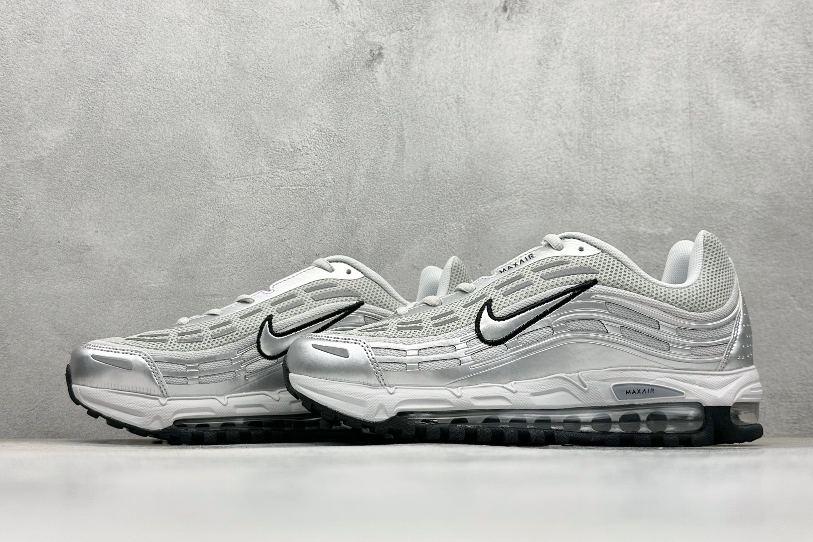 Comme Des Garcons Homme Plus x Nk Air Max TL 2.5 Pack 川久保玲联名气垫跑鞋 HM8818-001